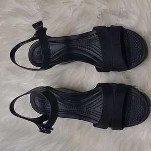 Women Crocs sandals